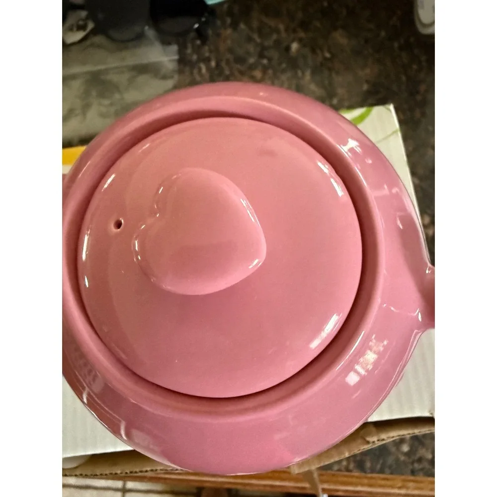 Mary Kay Pink Ceramic Teapot Heart Spout and Lid Knob‎ Collector Item